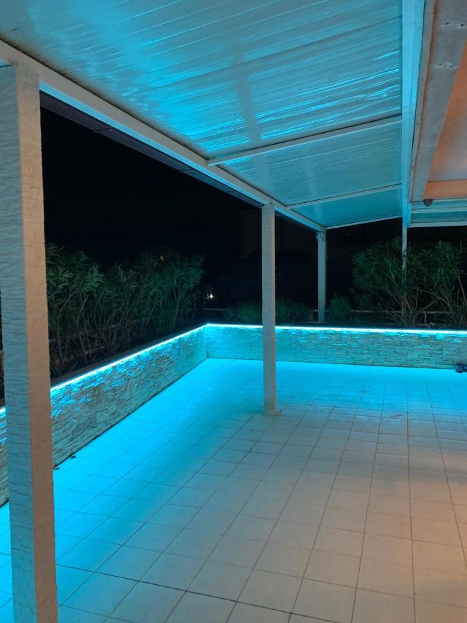 Apartment Relax Whit Big Terrace 170M2 Near The Beach 斯普利特 外观 照片