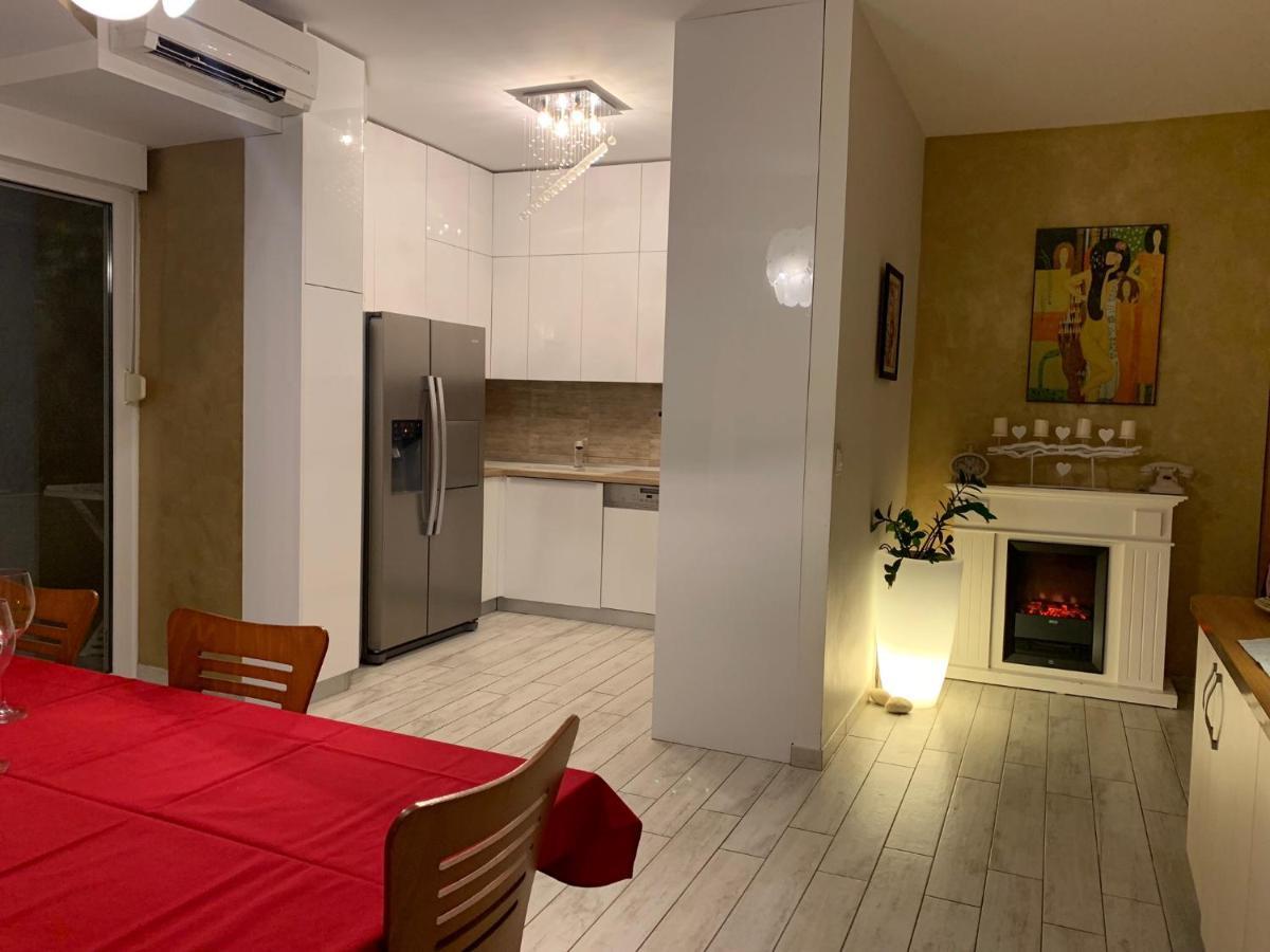 Apartment Relax Whit Big Terrace 170M2 Near The Beach 斯普利特 外观 照片
