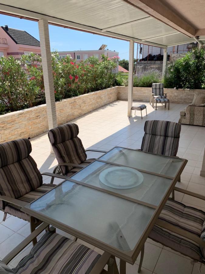 Apartment Relax Whit Big Terrace 170M2 Near The Beach 斯普利特 外观 照片
