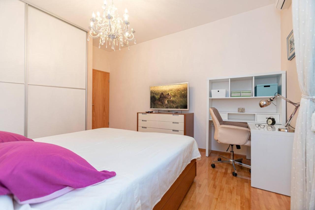 Apartment Relax Whit Big Terrace 170M2 Near The Beach 斯普利特 外观 照片